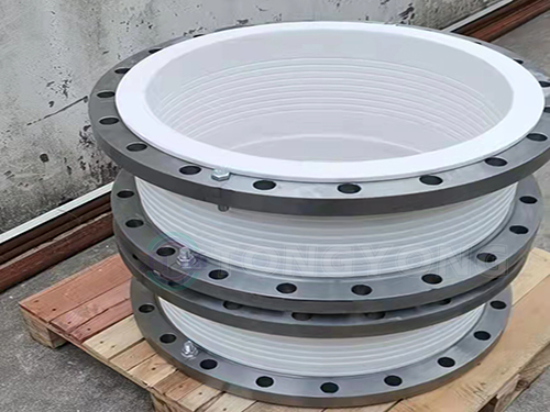 四氟波纹补偿器